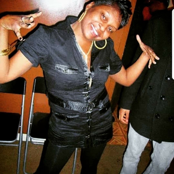 Meet your Posher, Robert - Picture 1 of 1